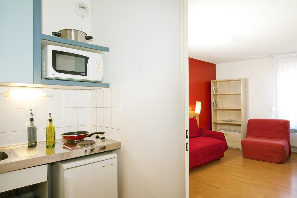 Sejours & Affaires Saint Etienne Jules Ferry Aparthotel Exterior photo