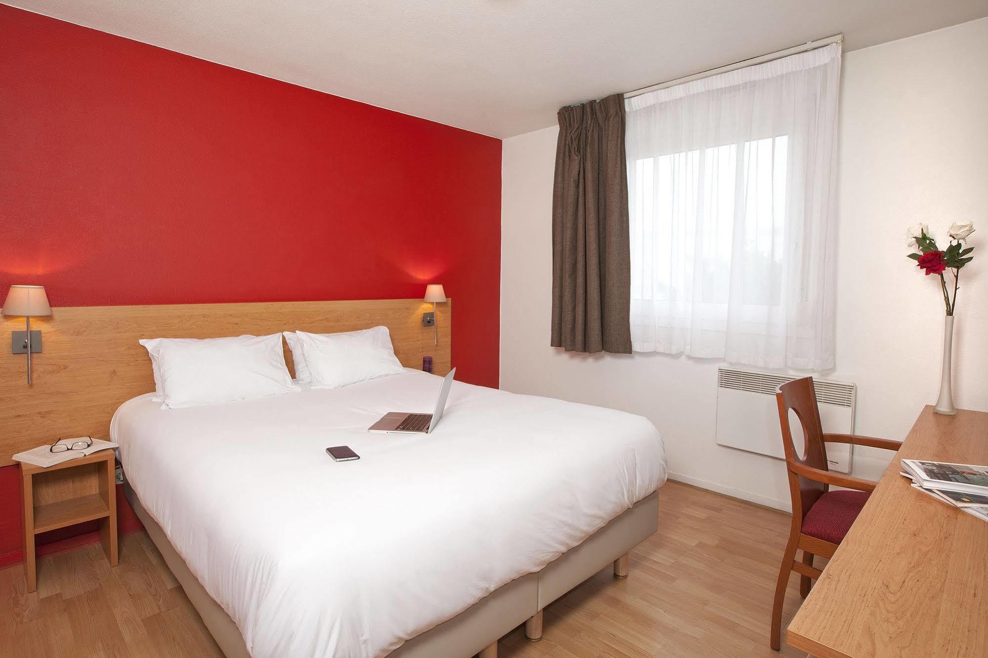 Sejours & Affaires Saint Etienne Jules Ferry Aparthotel Exterior photo